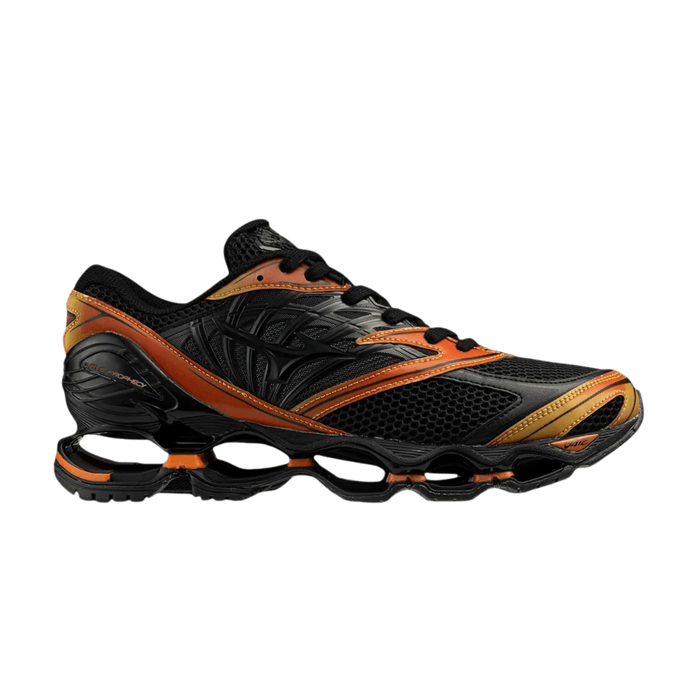 Krossovki-Mizuno-Wave-Prophecy-LS-Black-Orange