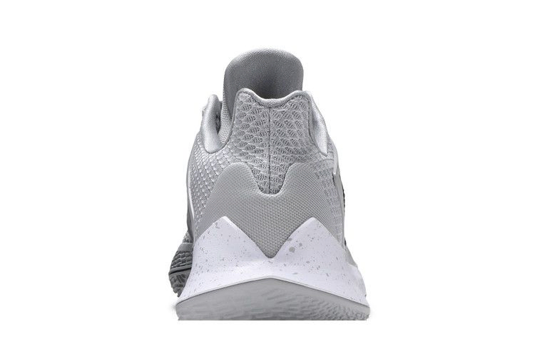 kyrie-low-2-tb-flat-silver-cn9827-001_06