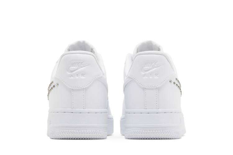 wmns-air-force-1-07-studded-swoosh-fq8887-100_05