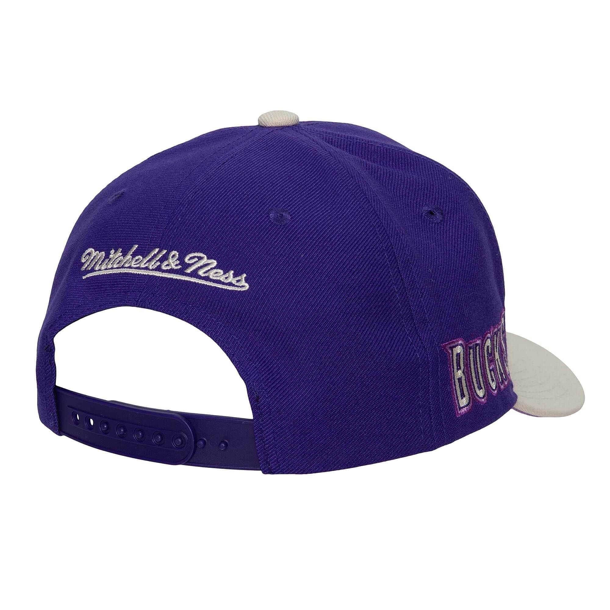Бейсболка Mitchell & Ness Off Team Snapback HWC Milwaukee Bucks Hat