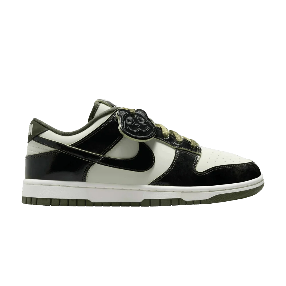 Krossovki-Nike-Wmns-Dunk-Low-SE-Panda-Monium-Pack-Olive