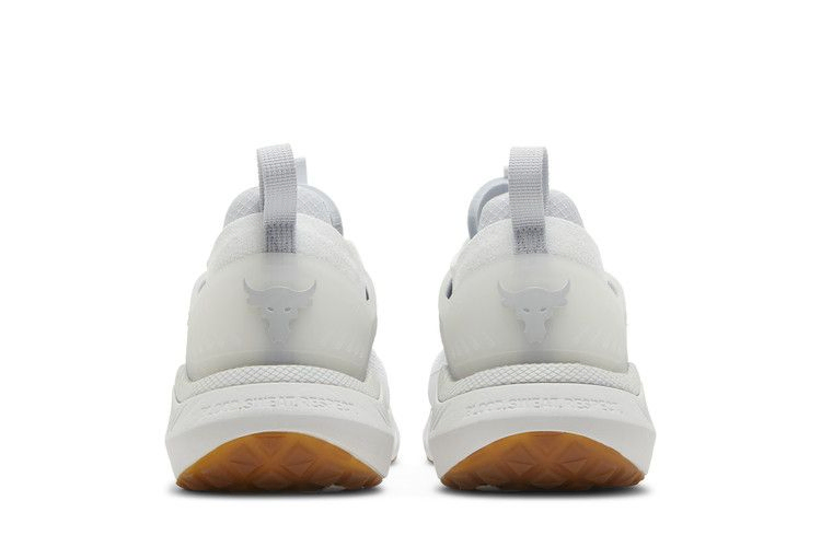 project-rock-5-white-gum-3025435-102_05