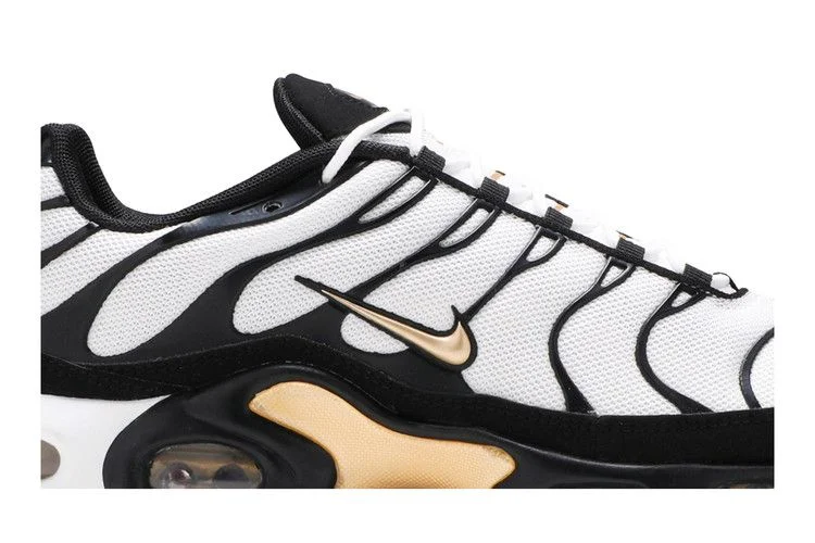 Кроссовки Nike Air Max Plus 'White Metallic Gold'