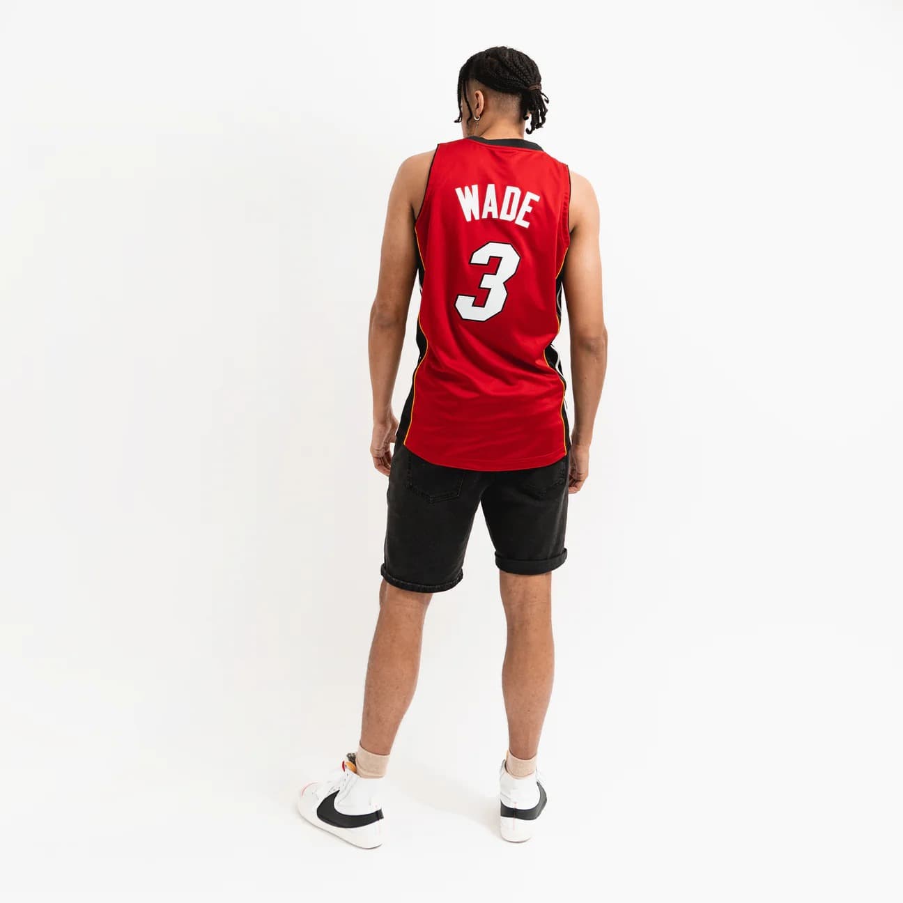 Баскетбольная джерси 2005-06 Miami Heat Dwyane Wade #3 Authentic Finals Hardwood Classic Red Jersey