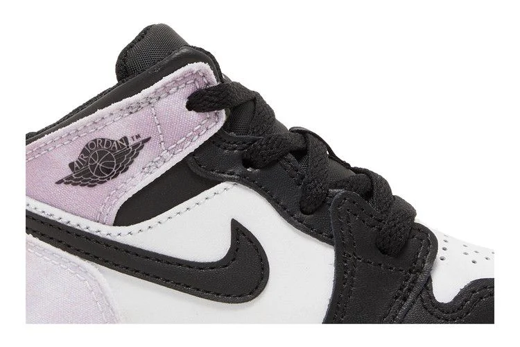 Krossovki-Air-Jordan-1-Mid-SE-TD-Zen-Master-1