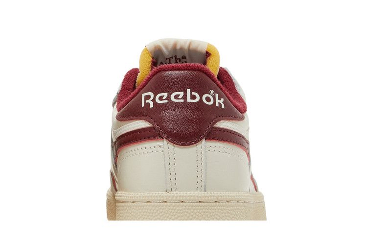 Кроссовки Reebok Club C Revenge Vintage 'Chalk Classic Burgundy'