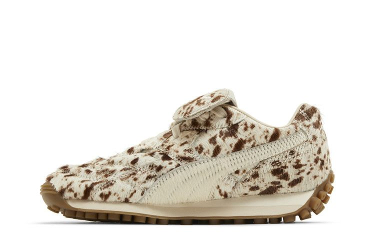 fenty-x-wmns-avanti-pony-hair-alpine-snow-399815-01_02