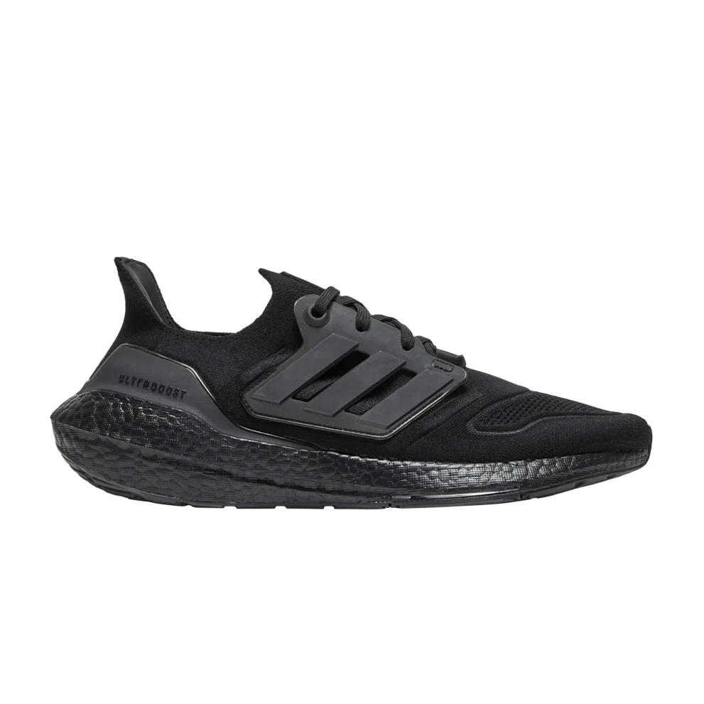 Кроссовки adidas UltraBoost 22 'Triple Black'