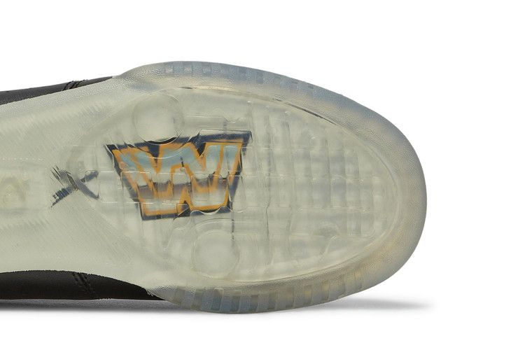 Кроссовки WWE Sasha Banks x Fila Original Fitness 'Black Gold'