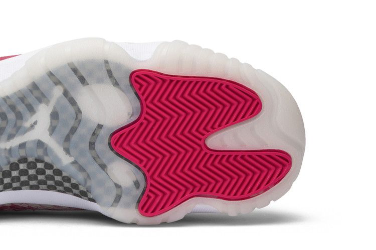Кроссовки Wmns Air Jordan 11 Retro Low 'Pink Snakeskin'
