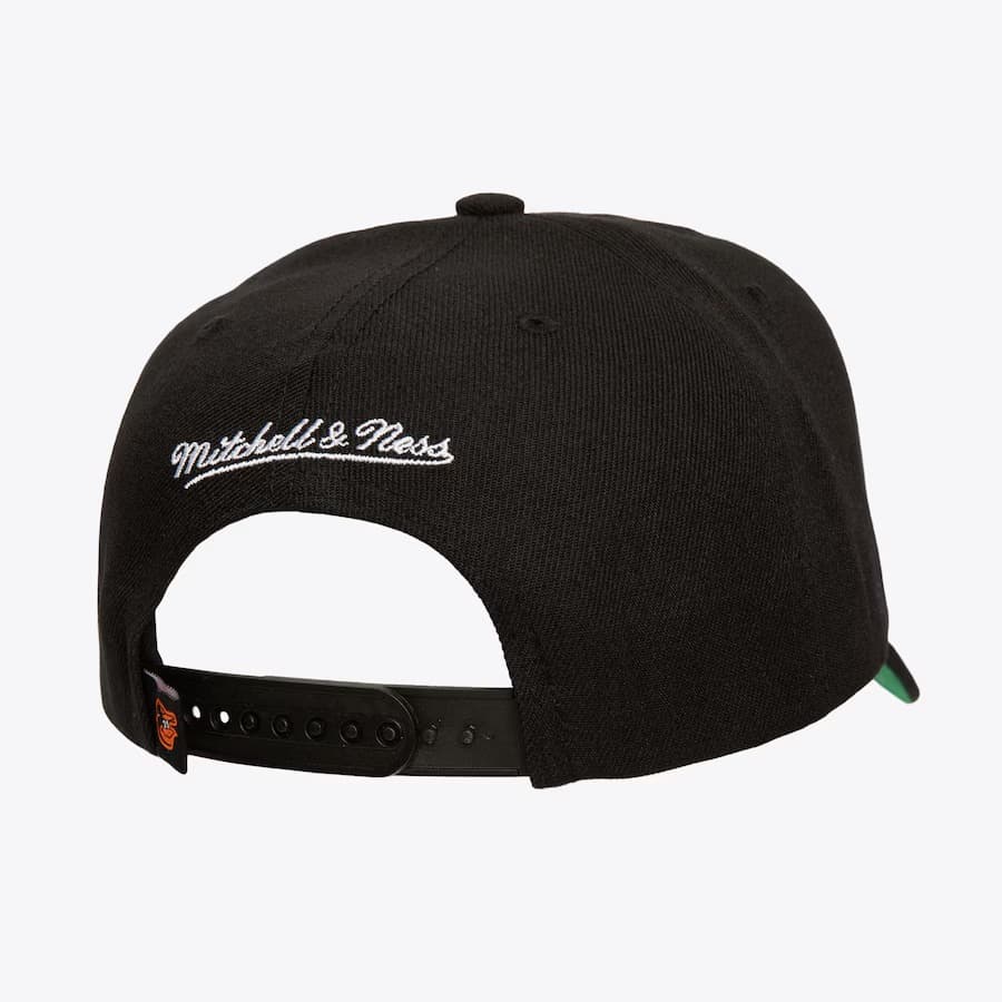 Бейсболка Mitchell & Ness Black Baltimore Orioles Neon Logo Pro Crown Snapback Hat