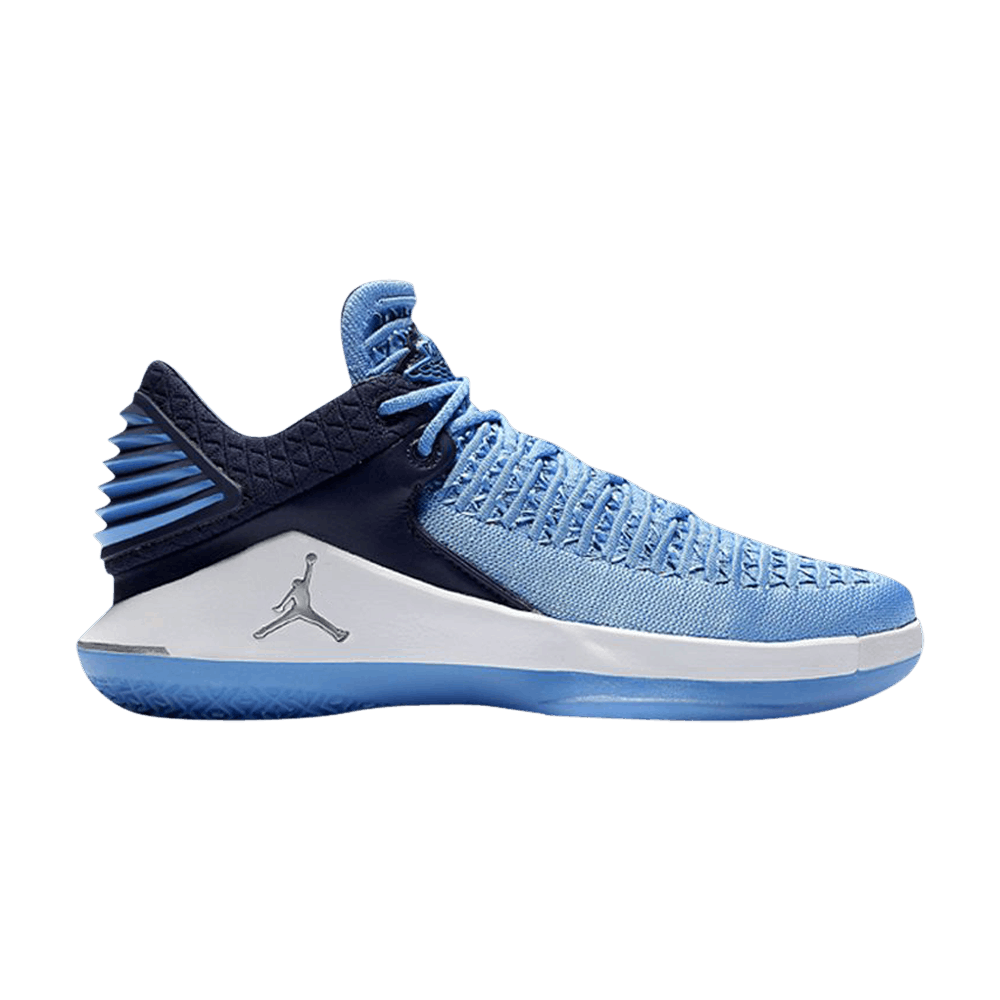 Кроссовки Air Jordan 32 Low GS 'Win Like 82'