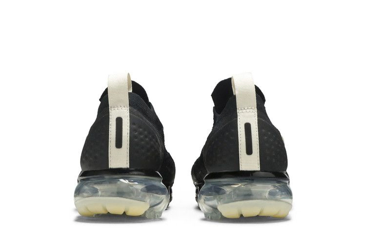 wmns-vapormax-moc-2-light-cream-aj6599-002_05
