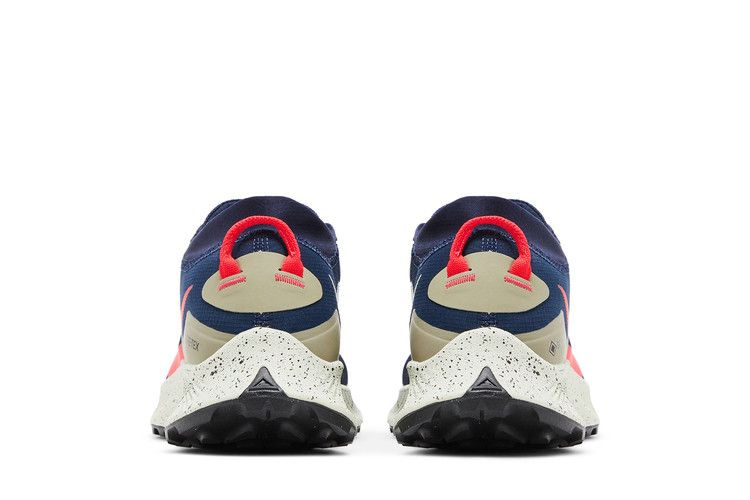 pegasus-trail-3-gore-tex-obsidian-siren-red-dc8793-401_05