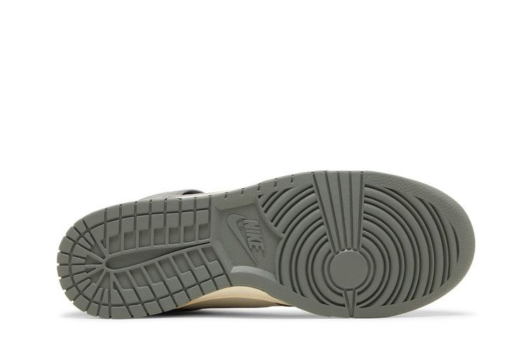 Кроссовки Nike Dunk High SE 'Light Bone'