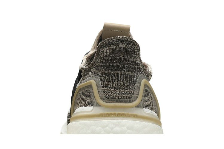 Кроссовки adidas UltraBoost 19 'Linen Core Black'