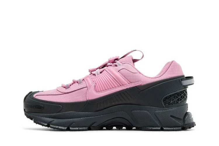 Krossovki-Nike-Wmns-Zoom-Vomero-Roam-Elemental-Pink-Anthracite-2