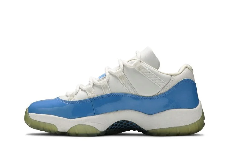 Krossovki-Air-Jordan-11-Retro-Low-Columbia-2001-2