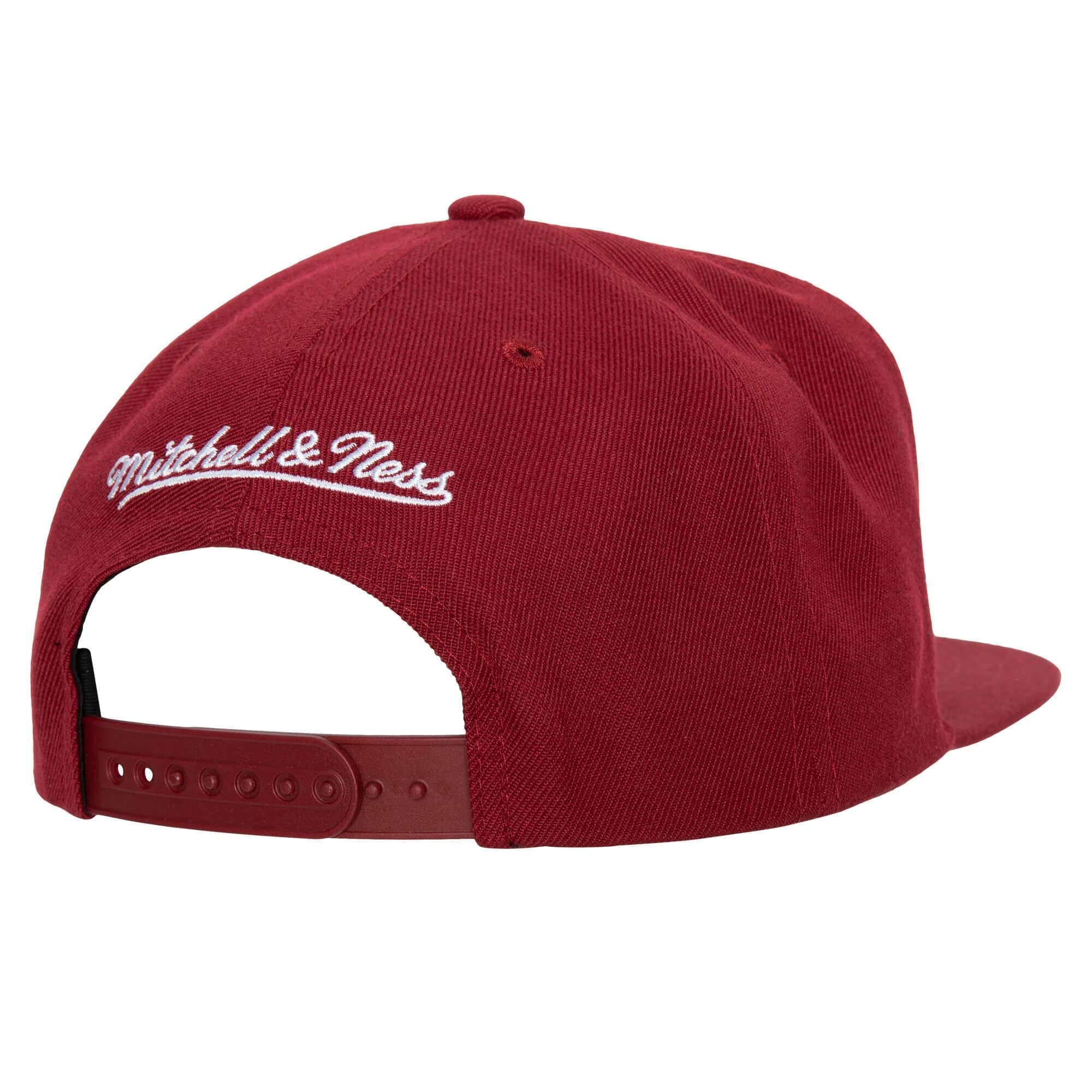Mitchell-Ness-Team-Ground-2.0-Snapback-Miami-Heat-Red-Hat-1