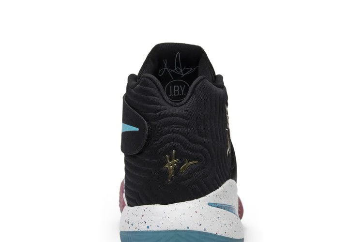 Кроссовки Nike Kyrie 2 'Doernbecher'