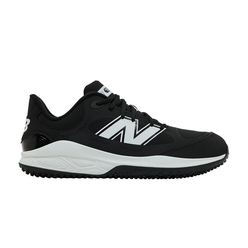 Krossovki-New-Balance-Fresh-Foam-X-3000v7-TF-Black-White