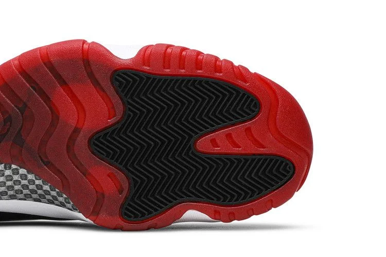 Кроссовки Air Jordan 11 Retro Low 'Concord-Bred'