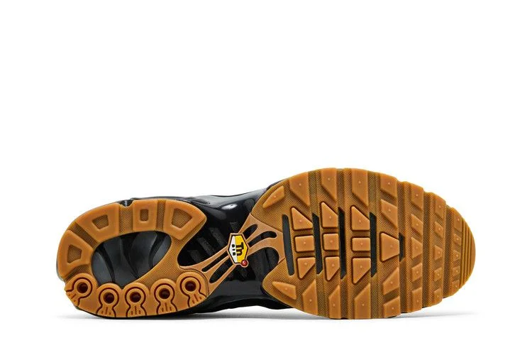 Krossovki-Nike-Air-Max-Plus-Black-Gum-Light-Brown-3