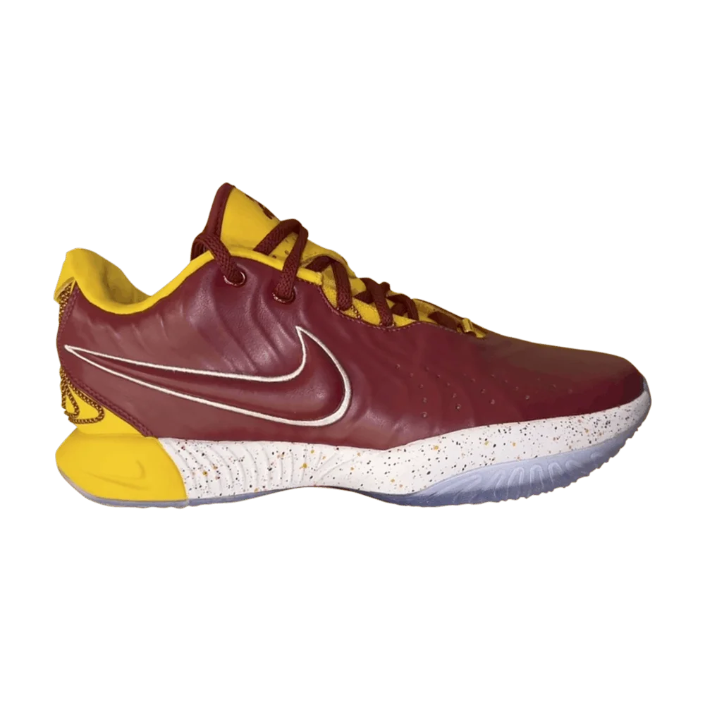 Krossovki-Nike-LeBron-21-USC-Away-PE