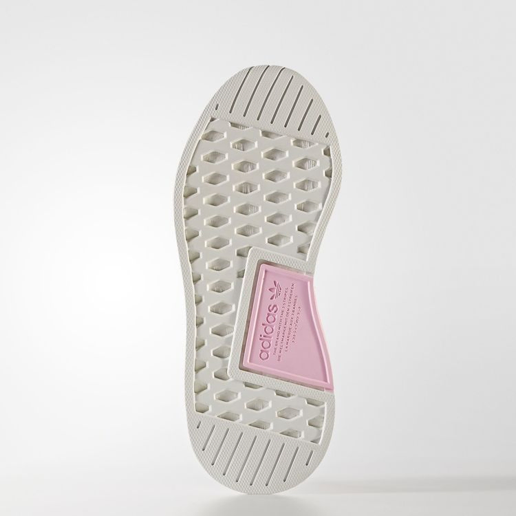 wmns-nmd-r2-wonder-pink-by9315_03