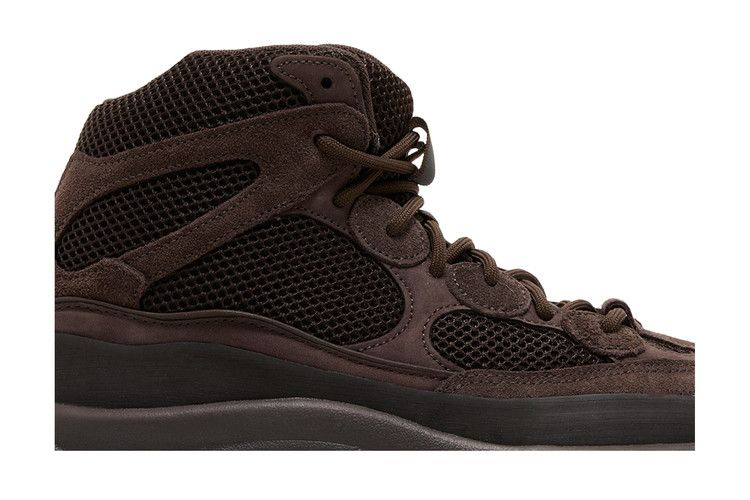 yeezy-desert-boot-oil-2024-eg6463-24_01