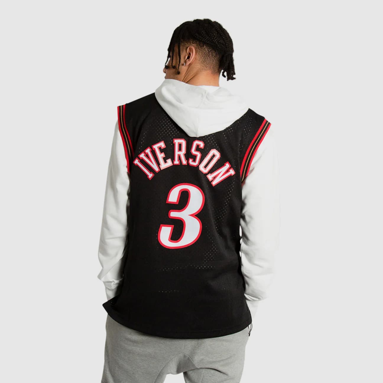 Баскетбольная джерси 2000-01 Philadelphia 76ers Allen Iverson #3 Swingman Hardwood Classics Black Jersey