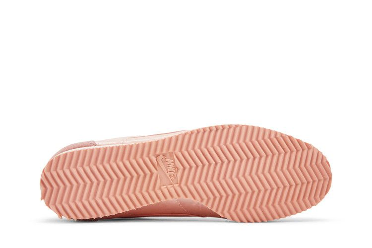 Кроссовки Nike Wmns Classic Cortez Nylon 'Coral Stardust'