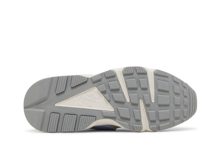 wmns-air-huarache-grey-celestine-blue-dv6983-100_03