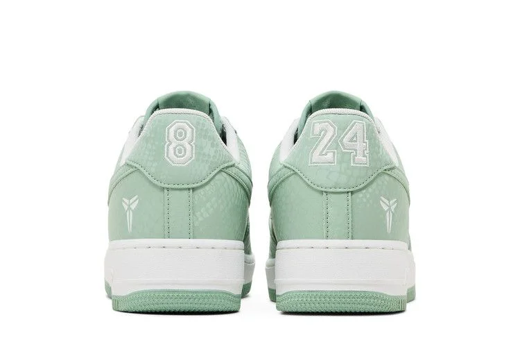 Krossovki-Kobe-Bryant-x-Nike-Air-Force-1-Low-Low-Stream-5