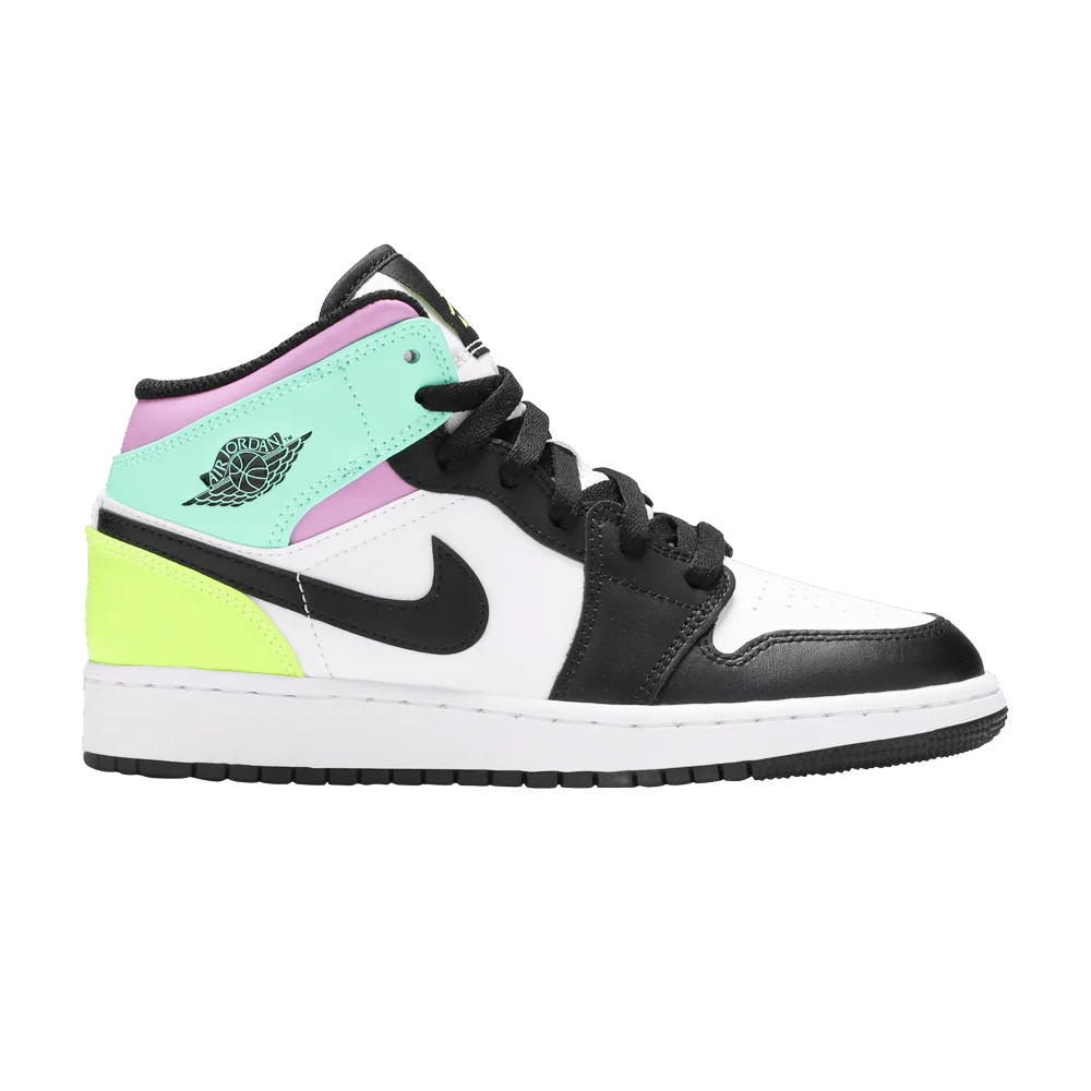 Krossovki-Air-Jordan-1-Mid-GS-Pastel