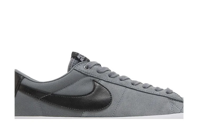 Krossovki-Nike-Zoom-Blazer-Low-Pro-GT-SB-Cool-Grey-1