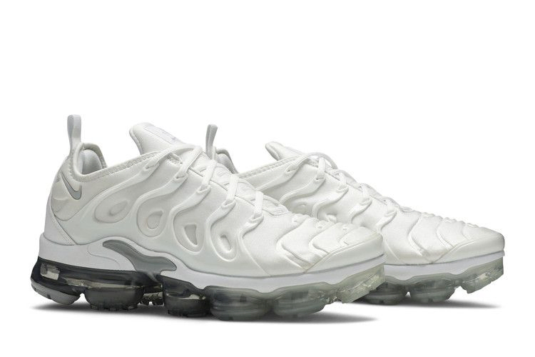 air-vapormax-plus-wolf-grey-924453-102_07