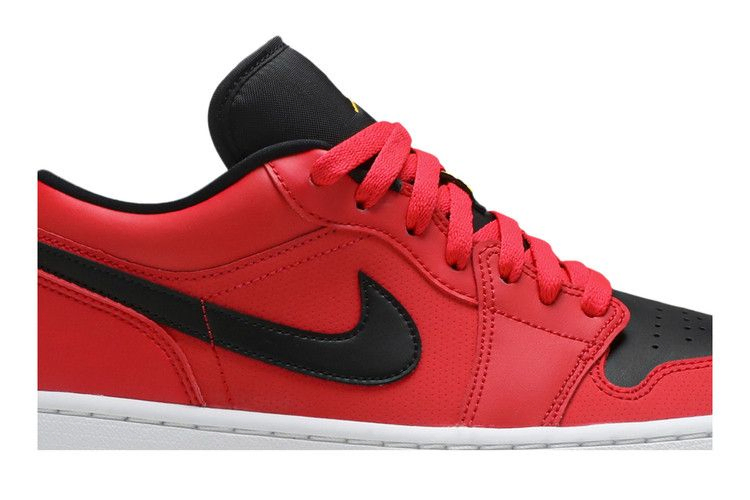 Кроссовки Wmns Air Jordan 1 Low 'Siren Red'