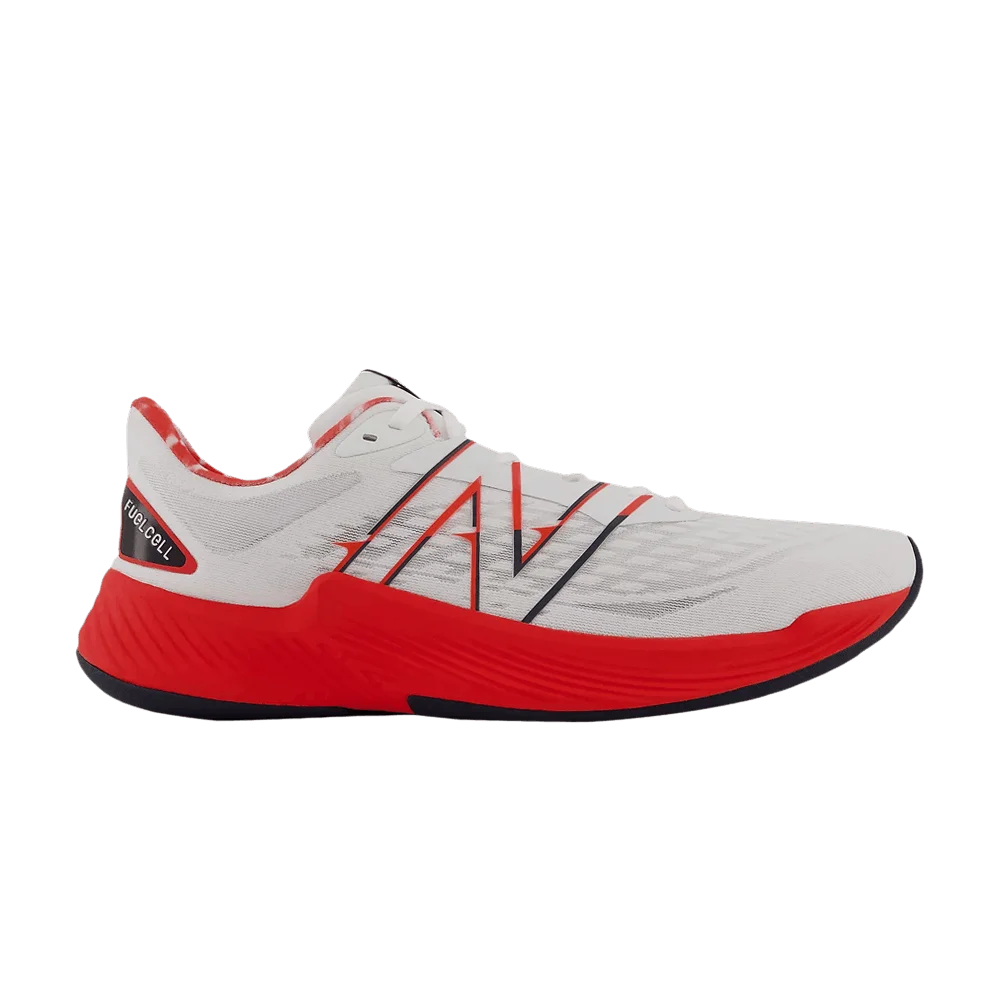 Krossovki-New-Balance-FuelCell-Prism-v2-2E-Wide-White-Eclipse