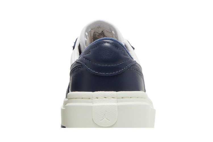 Кроссовки Wmns Air Jordan 1 Elevate Low 'Midnight Navy'