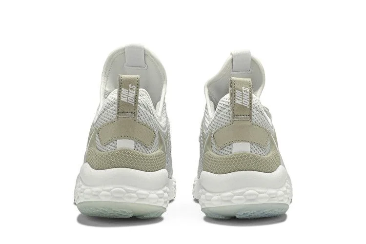 Krossovki-Kim-Jones-x-Nike-Wmns-Air-Zoom-Triple-White-5