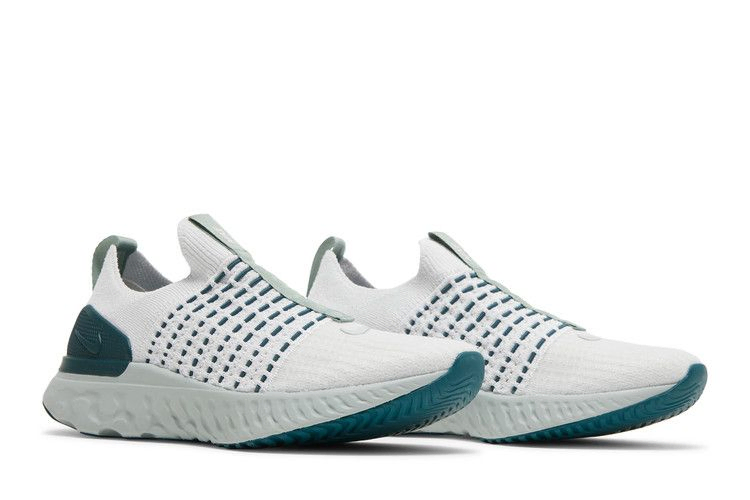 wmns-react-phantom-run-flyknit-2-platinum-tint-dark-teal-green-do6698-001_07