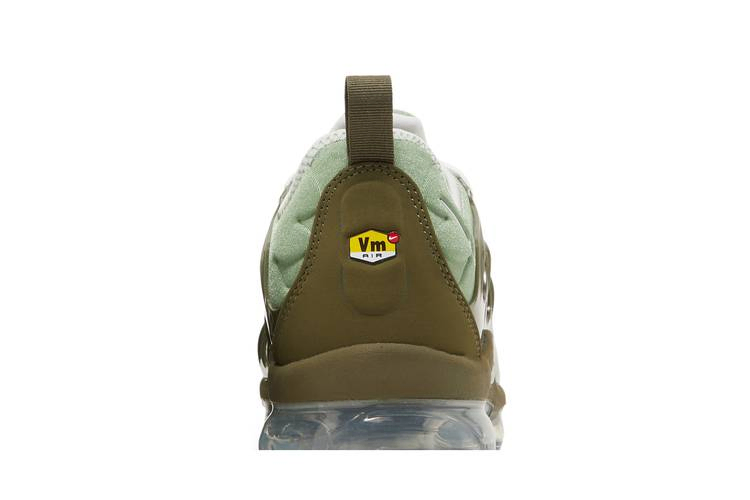 Кроссовки Nike Air VaporMax Plus 'Oil Green'