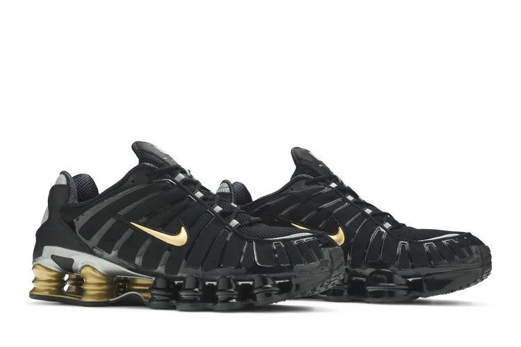 Krossovki-Neymar-Jr.-x-Nike-Shox-TL-Black-Gold-7