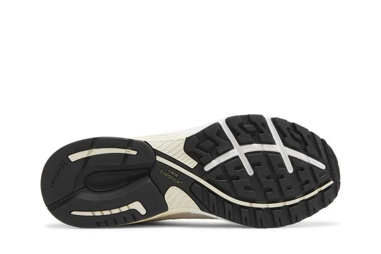 Krossovki-Kith-x-New-Balance-993-Made-in-USA-Spring-101-3