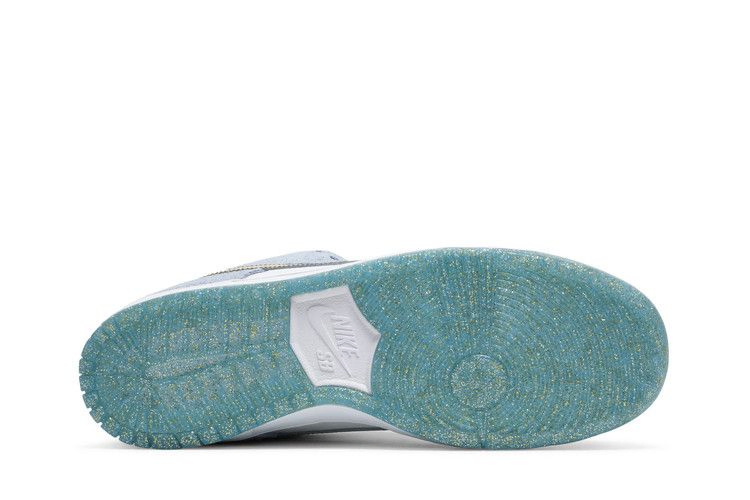 Кроссовки Sean Cliver x Nike Dunk Low SB 'Holiday Special' Special Box
