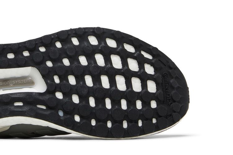 wmns-ultraboost-1-0-solid-grey-hr0060_04