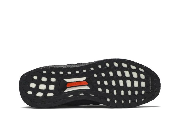 Krossovki-adidas-UltraBoost-Reflective-Black-3