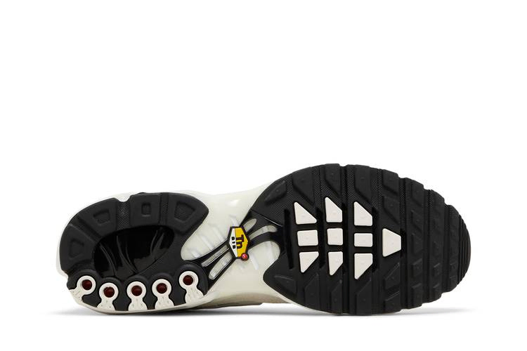 air-max-plus-pure-platinum-fn7813-001_03