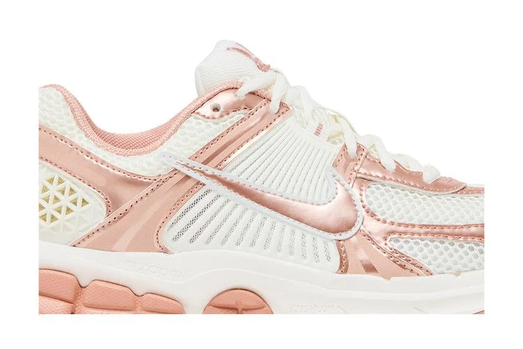 Кроссовки Nike Wmns Zoom Vomero 5 'Rose Gold'